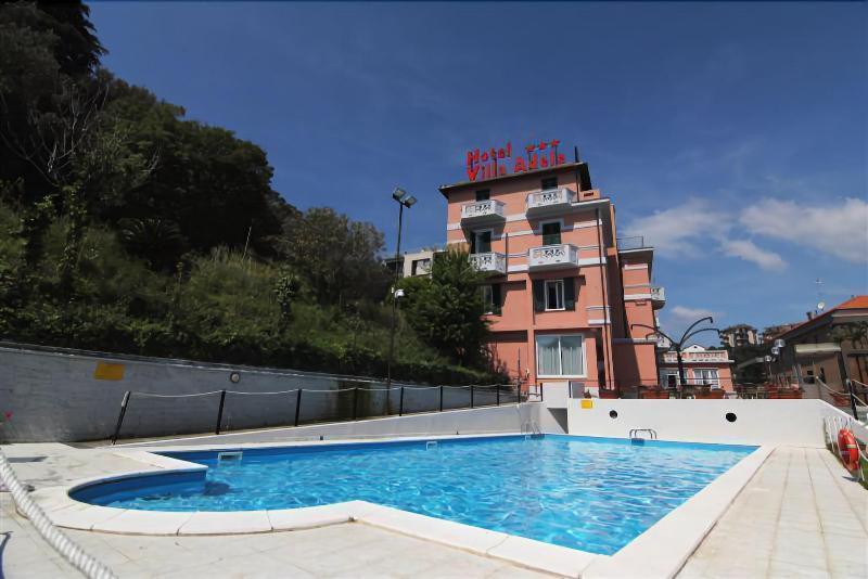 Hotel Villa Adele チェッレ・リーグレ エクステリア 写真